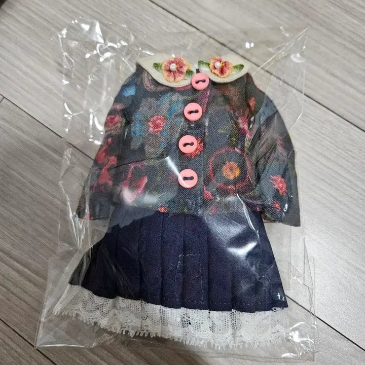 [SOLD OUT] 소울돌 스위터 인형 옷 드레스