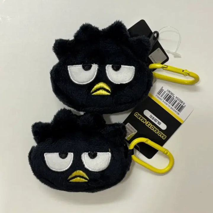 [BUNJANG] Sanrio Badtz-Maru Carabiner Mini Pouch / 희귀한 배드바츠마루 카라비너 미니 파우치 | 에어팟 케이스 키링