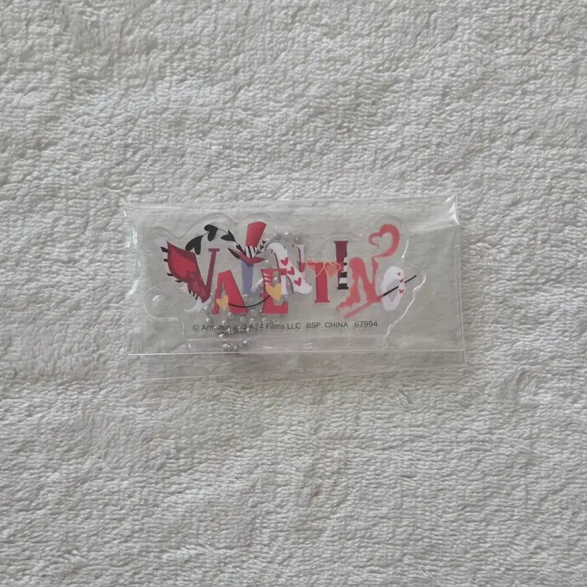 [BUNJANG] Hazbin Hotel Valentino Name Acrylic Keychain + Valentino Velvet Postcard Set / 해즈빈 호텔 발렌티노 네임 이름 아크릴 키링 + 발렌티노 벨벳 엽서