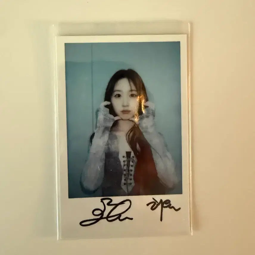 [BUNJANG] NMIXX Haewon Fe3O4: Forward Jamsil Pop-up Lucky Draw Photocard / 엔믹스 해원 Fe3O4: forward 잠실 팝업 럭키드로우 포토카드