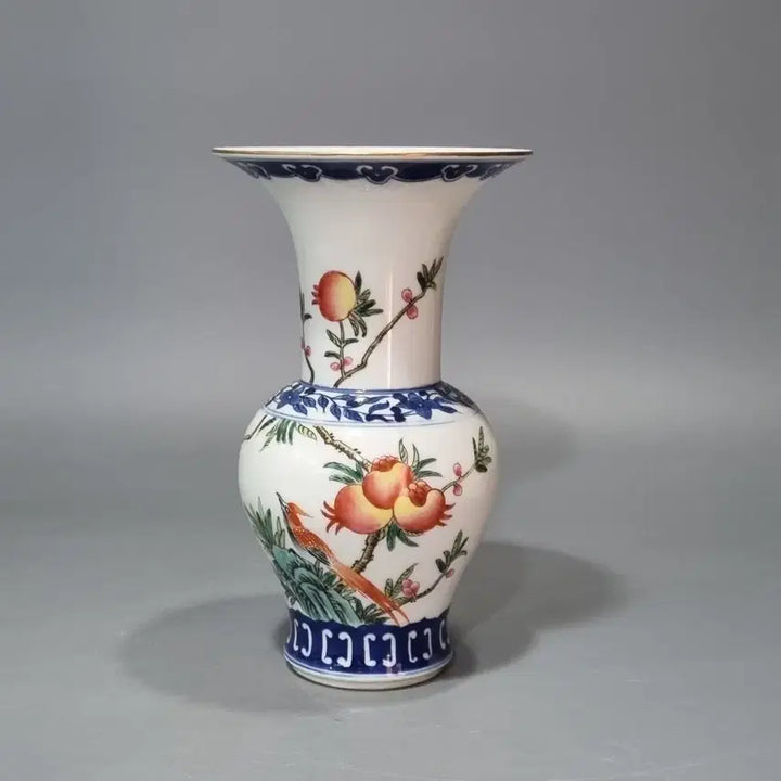 [BUNJANG] Qianlong Period Celadon Porcelain Pomegranate and Bird Motif Vase (23.7cm) / 대청건륭년제 분채 석류화조문 봉미준 (23.7cm)