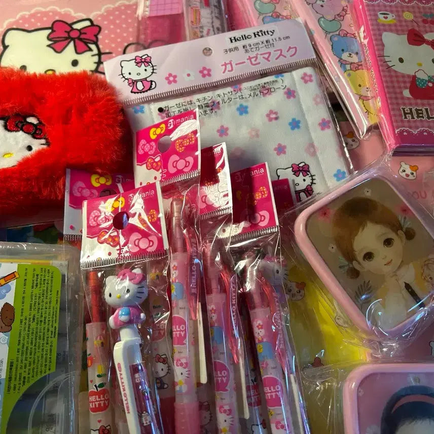[BUNJANG] Classic Hello Kitty Stationery Lucky Box / 고전키티 고전문구 랜박 5만원