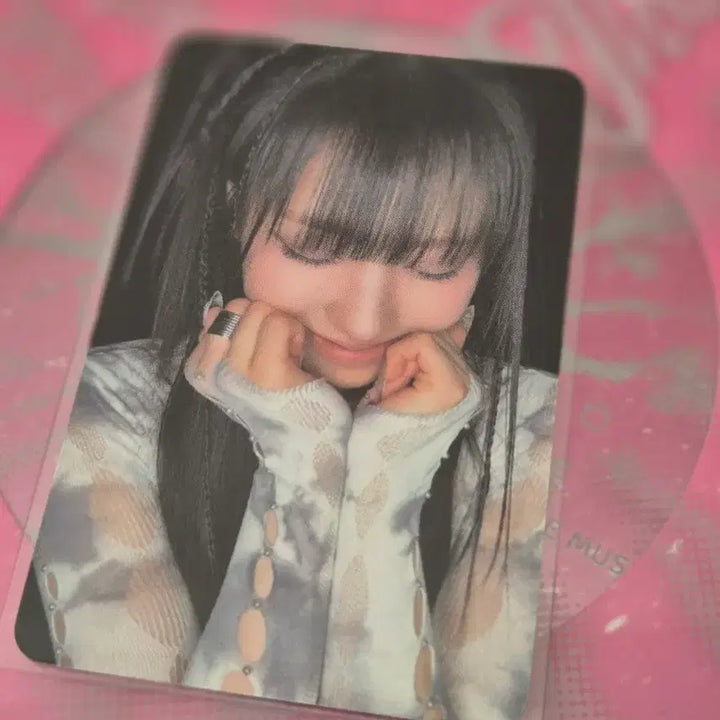 [BUNJANG] IZ*ONE Set The Tempo Showcase Entrance Double-Sided Photocard Coco / 이즈나 셋더템포 쇼케이스 입장 양면 포카 코코