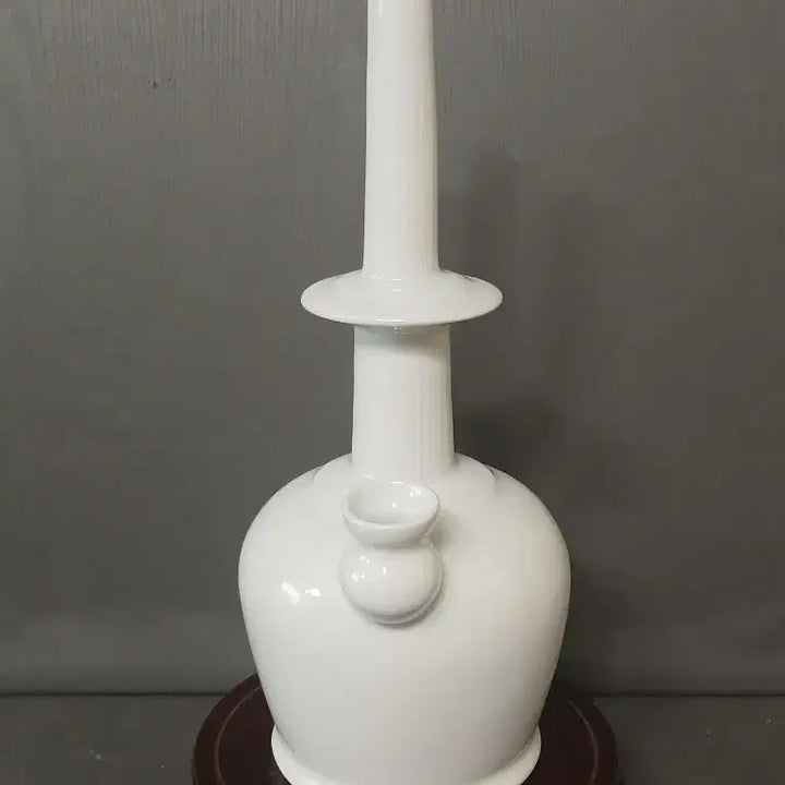 [BUNJANG] Yuk San Kim Young Soo White Porcelain Vase / 백자 정병 앤틱 소품.육산 김영수