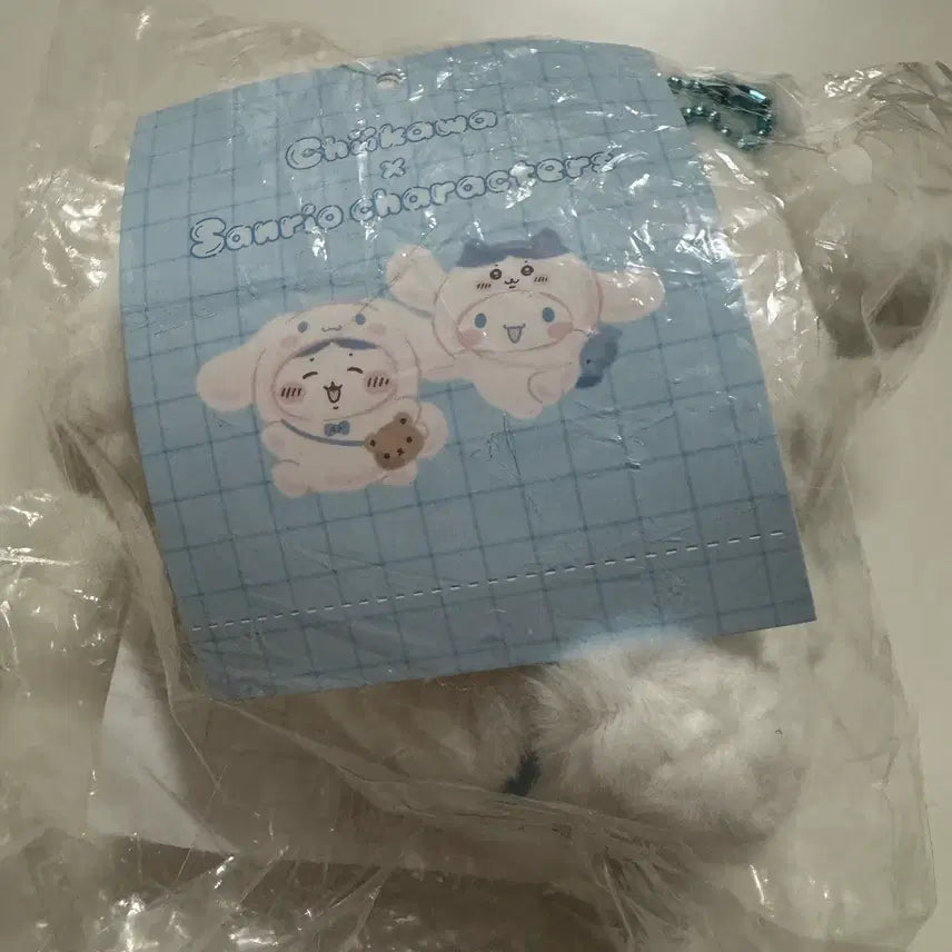 [BUNJANG] Sanrio x Chiikawa x Cinnamoroll Hachiware Mascot / 산리오 치이카와X시나모롤 하치와레 마스코트 먼작귀