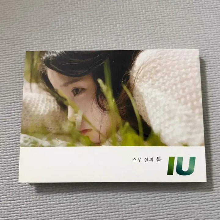 [BUNJANG] IU Twenty Years of Spring Album / 아이유 스무살의 봄 앨범