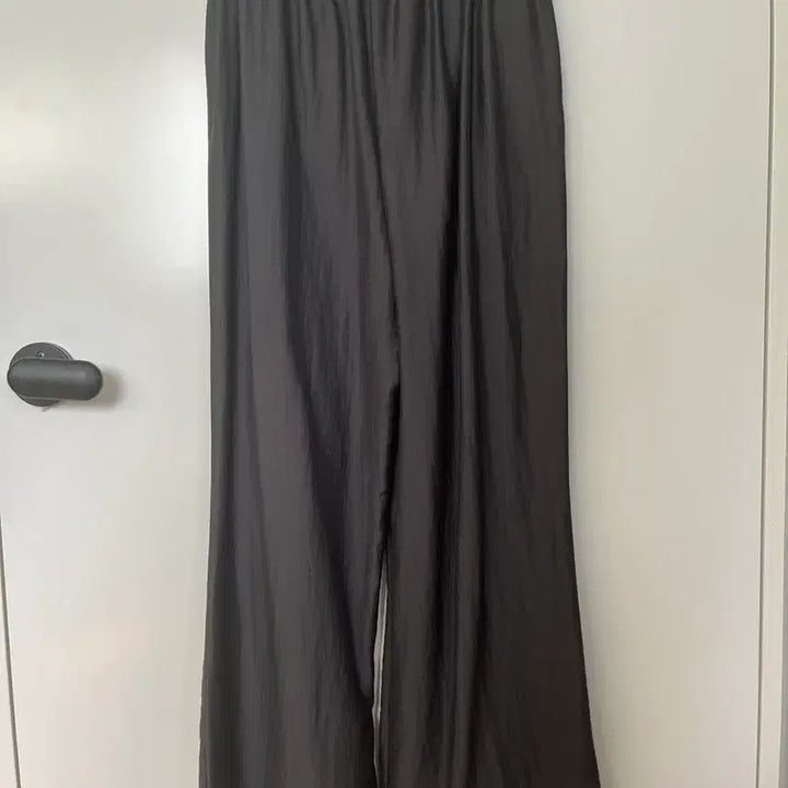 [BUNJANG] KERRIERE Summer Wool Banding Pants Charcoal / 케리에르 썸머울 밴딩팬츠