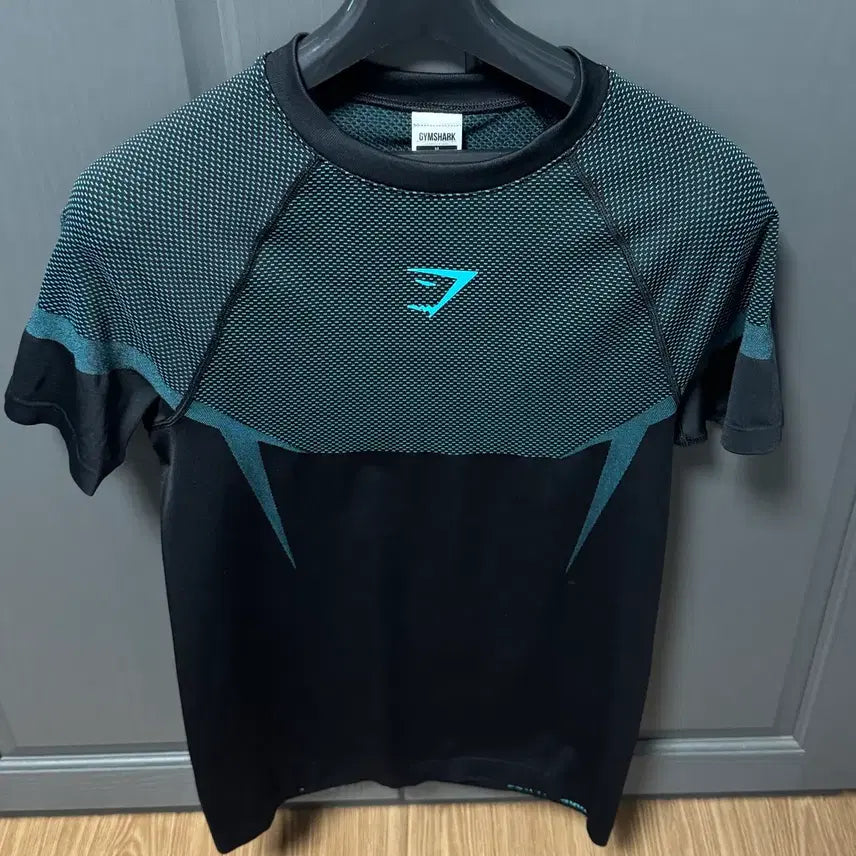 [BUNJANG] Gymshark Onyx Blue T-Shirt / 짐샤크 오닉스 블루 판매합니다
