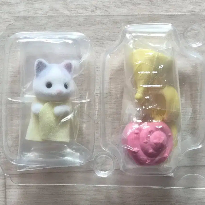 [BUNJANG] Sylvanian Families 5872 Baby Fairy Forest Latte Cat Snail Blind Bag / 실바니안 5872 블라인드백 아기 요정의 숲 라떼 고양이 달팽이