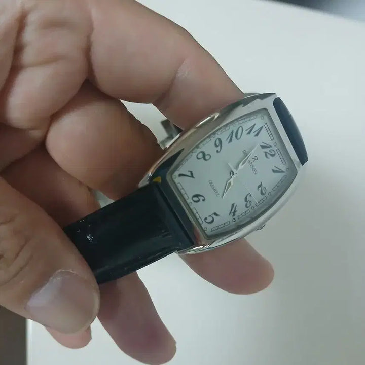 [BUNJANG] Romanson Quartz Watch Black Leather Strap / 로만손 쿼츠 시계 블랙 가죽 스트랩