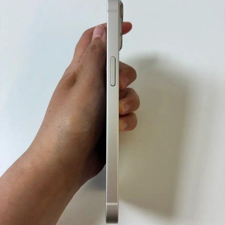 [BUNJANG] Apple iPhone 13 128GB White / 아이폰 13화이트 128G 배터리85% 사용감있는 제품 저렴히 판매합니다