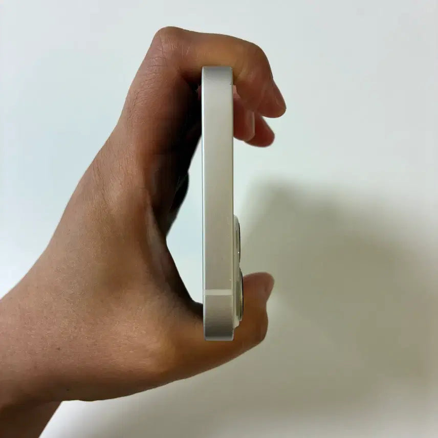 [BUNJANG] Apple iPhone 13 128GB White / 아이폰 13화이트 128G 배터리85% 사용감있는 제품 저렴히 판매합니다