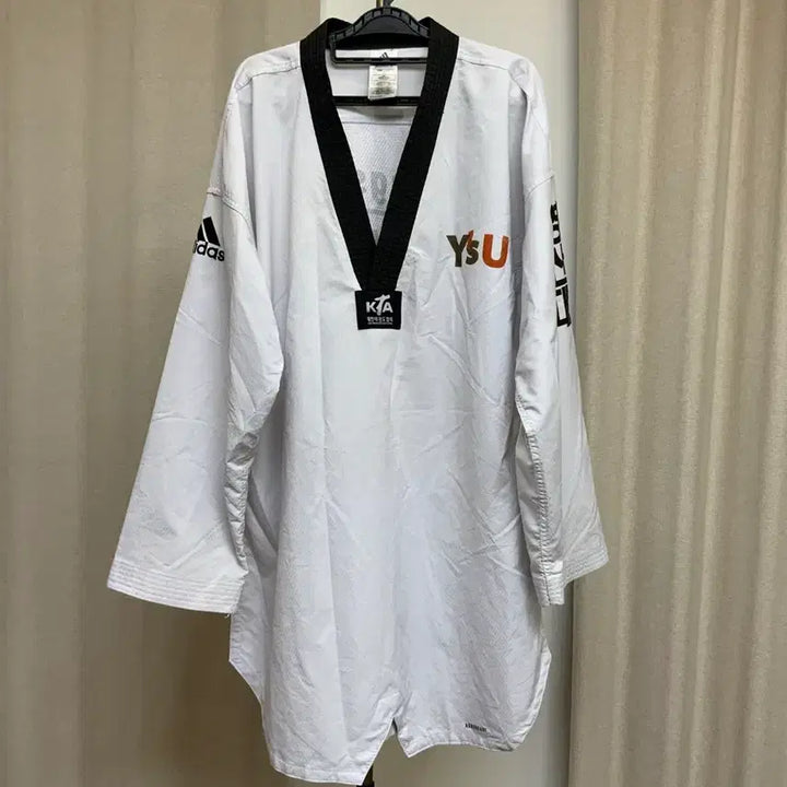 [BUNJANG] Youngsan University Taekwondo Dobok / 영산대학교 태권도 도복 200