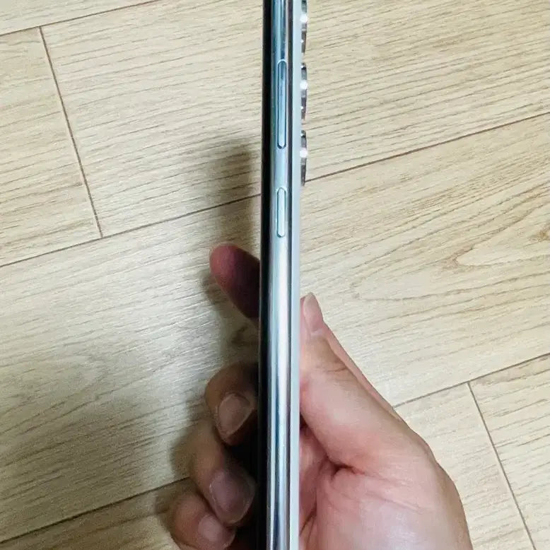 [BUNJANG] Samsung Galaxy S22 Ultra Phantom White with S Pen / 삼성 갤럭시 S22 울트라 팬텀화이트 S펜 포함