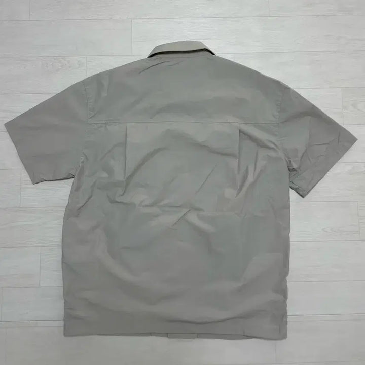 [BUNJANG] Kalapatar Nylon Pocket T-Shirt - Medium / 칼라파타르 나일론 포켓 반팔 셔츠 M