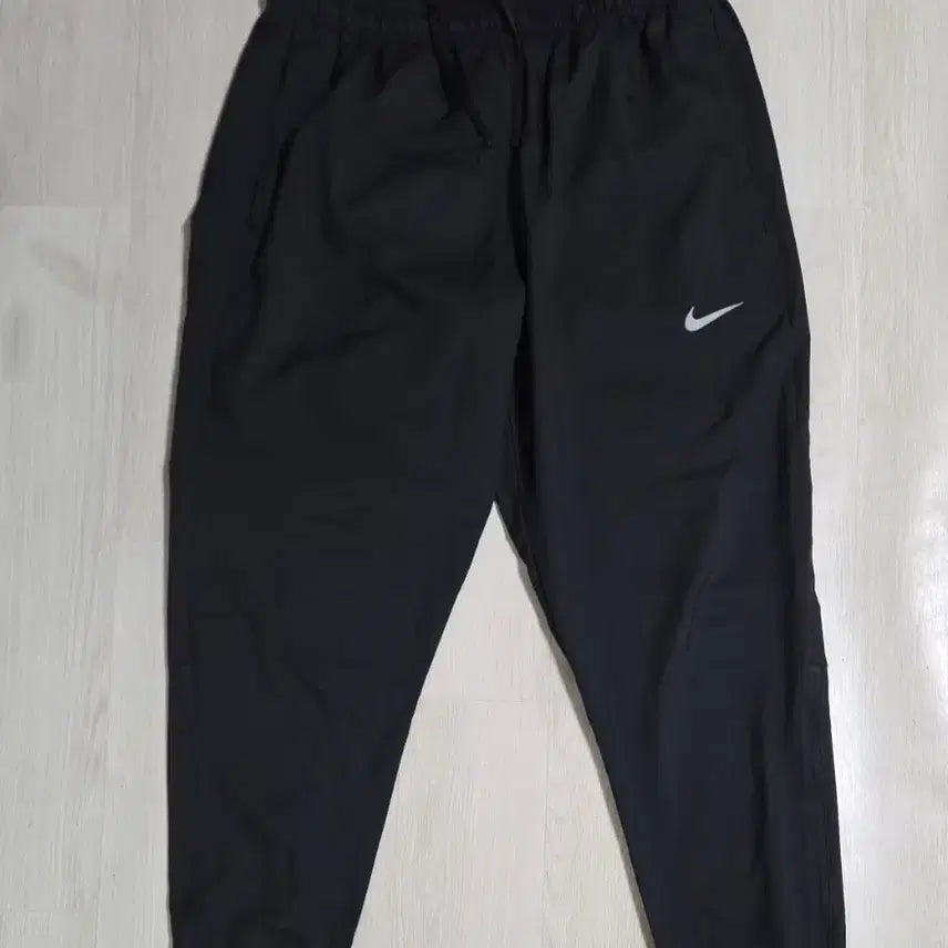 [BUNJANG] Nike Dri-FIT Challenger Woven Running Pants (XL, Black) / (착샷) 나이키 드라이핏 챌린저 우븐 러닝 팬츠