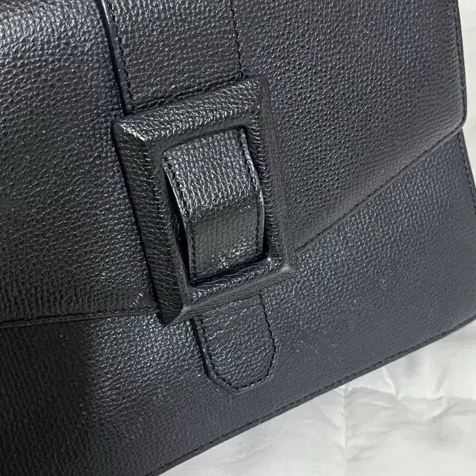 [BUNJANG] Couronne Brio Bag with Pearl Strap / 쿠론 브리오 + 진주 스트랩