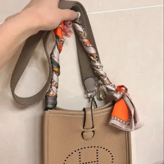 [BUNJANG] Punch Logo Shoulder Bag / h펀칭로고 ㅇㅂ리ㄴ백