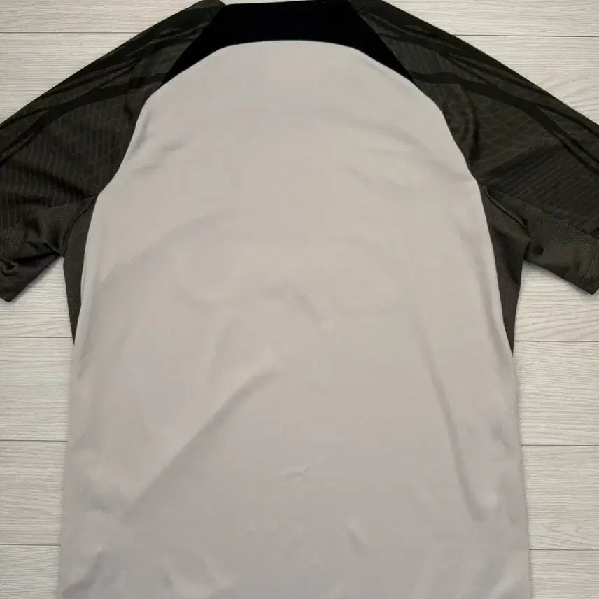[BUNJANG] Barcelona Training Top T-Shirt L / 바르셀로나 유니폼 트레이닝탑 반팔 L