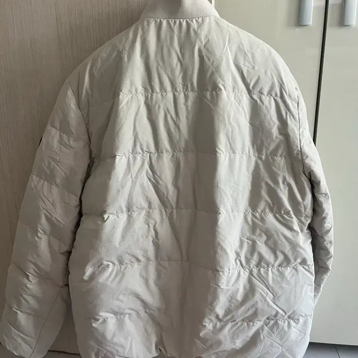 [SOLD OUT] 내셔널지오그래픽 경량 패딩 베이지 M