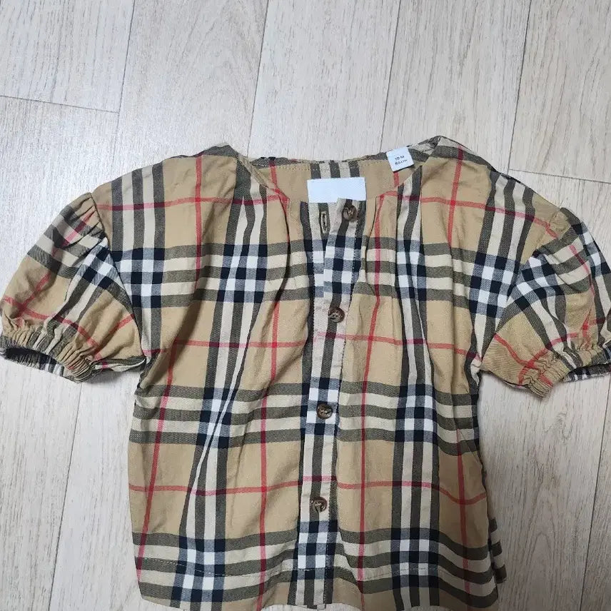 [BUNJANG] Burberry Kids Baby Blouse (18m) / 40만원.1회착.뉴라벨.정품) 18m 버버리 키즈 베이비 블라우스