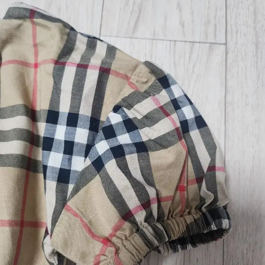 [BUNJANG] Burberry Kids Baby Blouse (18m) / 40만원.1회착.뉴라벨.정품) 18m 버버리 키즈 베이비 블라우스