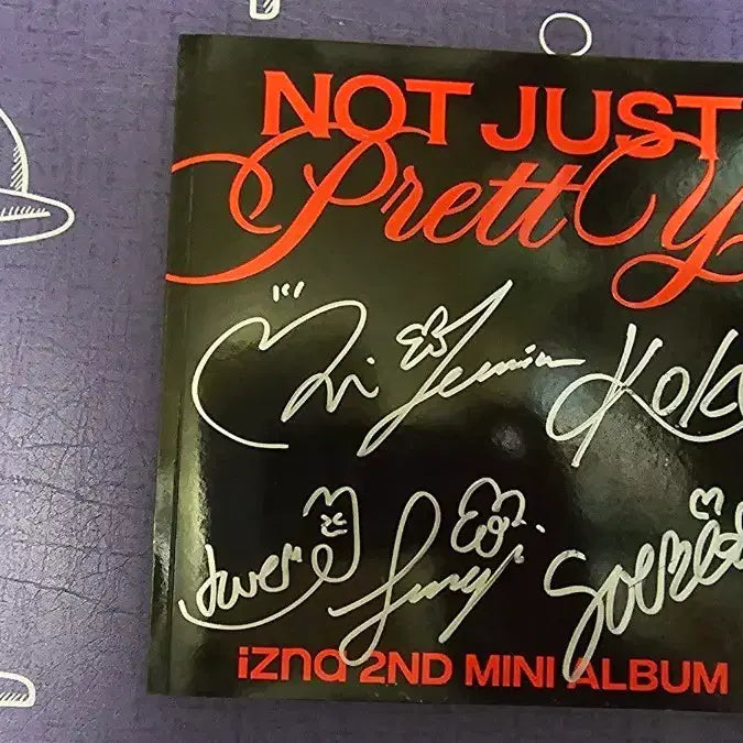 [BUNJANG] IZNA 2nd Mini Album Signed Album / 이즈나 izna 비매 싸인앨범