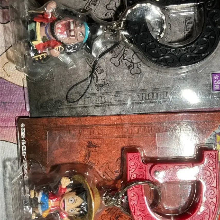 [BUNJANG] One Piece Blackbeard &amp; Luffy Figure Keychain Carabiner Bundle Set / 급처 희귀))원피스 검은수염, 루피 피규어 키링 카라비너 일괄 판매