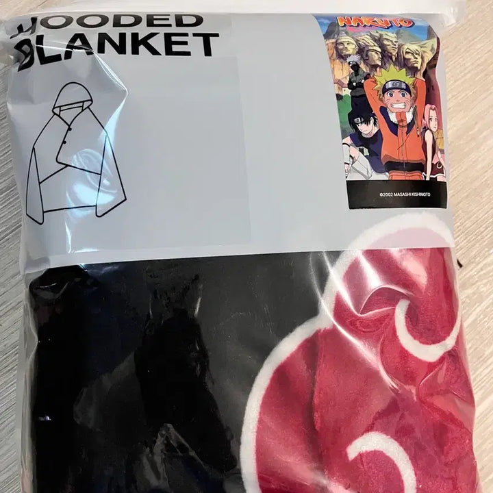 [BUNJANG] SPAO Naruto Akatsuki Hooded Blanket / 스파오 나루토 아카츠키 후드 담요 미개봉