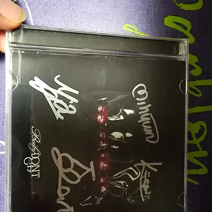 [BUNJANG] BABYDONTCRY Signed Album (Not For Sale) / 베이비돈크라이 BABYDONTCRY 비매 싸인앨범