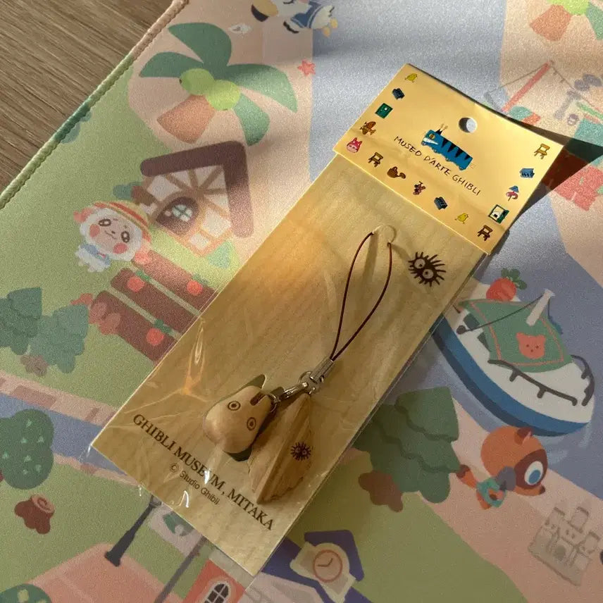 [BUNJANG] Ghibli Museum Totoro Wooden Keychain / 지브리 뮤지엄 토토로 원목 키링