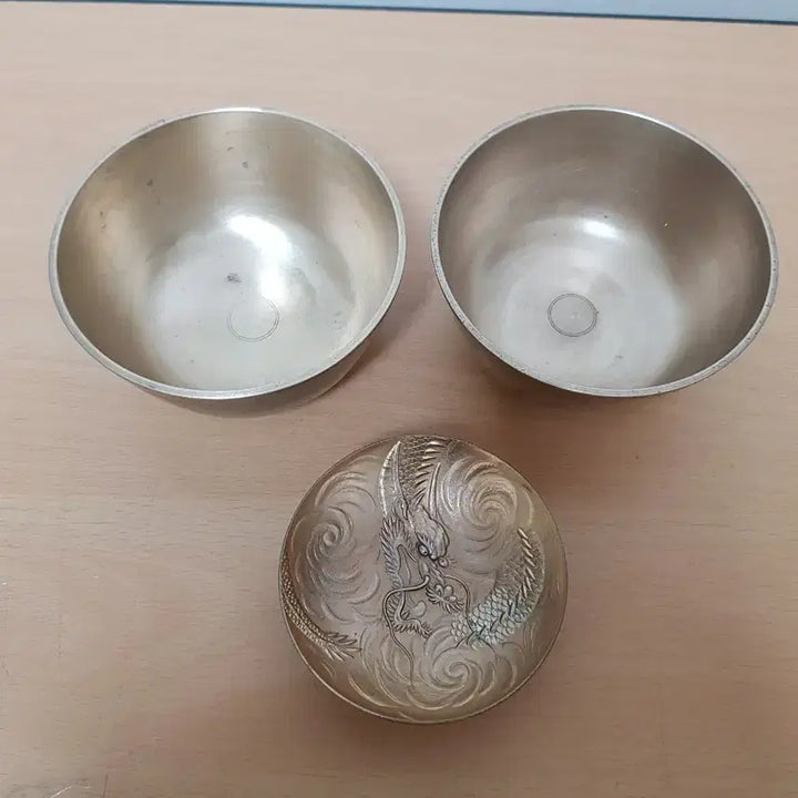 [BUNJANG] Korean Brass Wine Cups Set with Dragon Motif / 유기 놋그릇  술잔 등