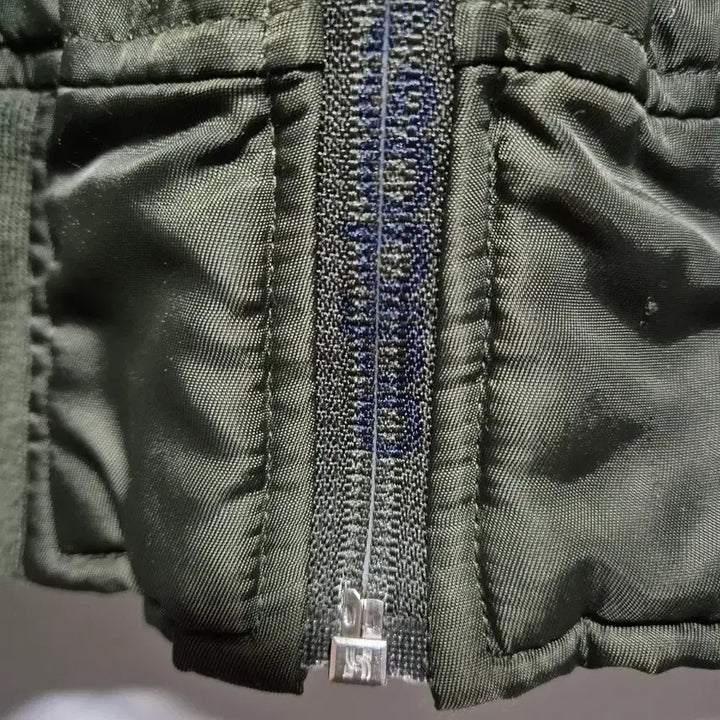 [BUNJANG] Adidas Originals Bomber Jacket Green / 아디다스 오리지널스 봄버 자켓 그린 100