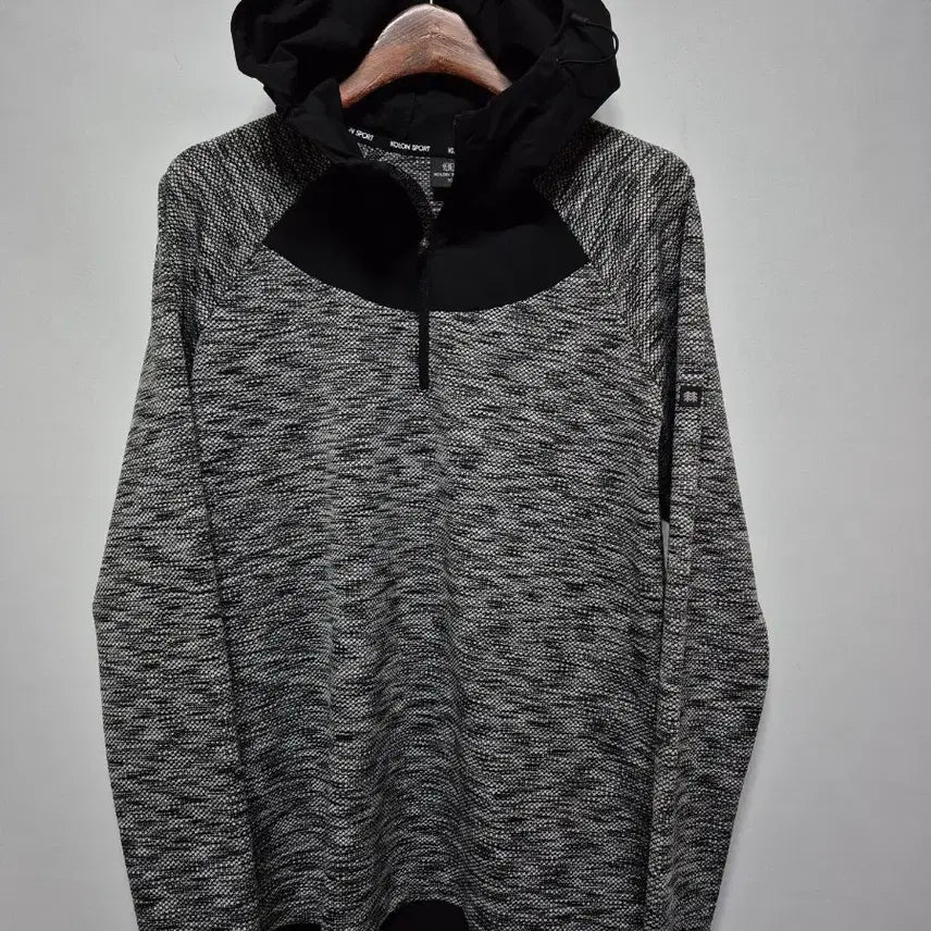 [BUNJANG] KOLON SPORT Hooded Sweatshirt Grey/Black Size 90 / 코오롱스포츠 후드티 그레이/블랙 90