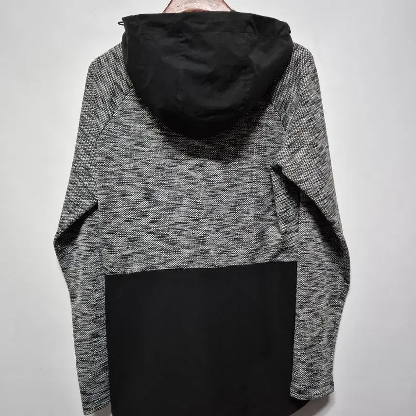 [BUNJANG] KOLON SPORT Hooded Sweatshirt Grey/Black Size 90 / 코오롱스포츠 후드티 그레이/블랙 90