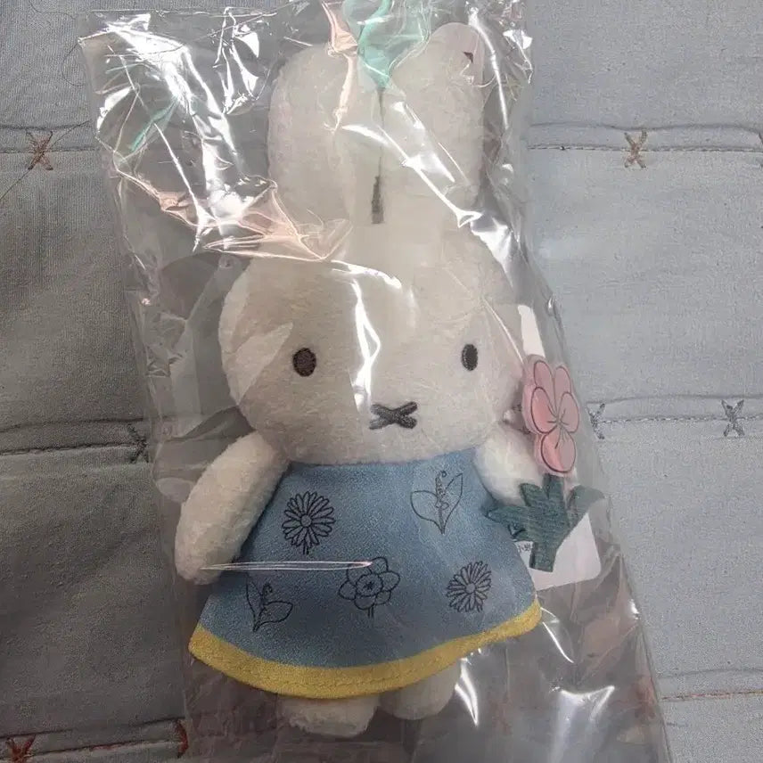[BUNJANG] Miffy Limited Edition Mascot / 미피 마스코트(한정판)