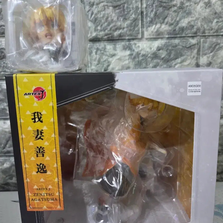 [BUNJANG] Kotobukiya Demon Slayer Zenitsu Figure with Special Bonus / (특전포함) 귀멸의 칼날 피규어 코토부키야 젠이츠 판매합니다