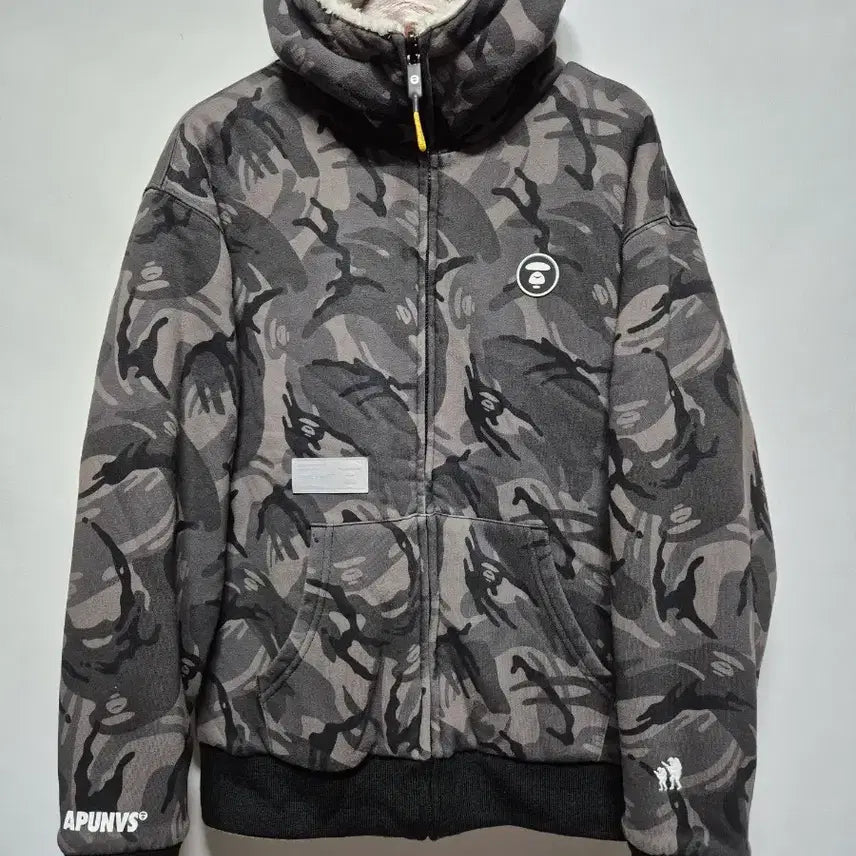 [BUNJANG] Ape Original Reversible Fleece Hooded Zip-Up 100 / 에이프 정품 리버시블 플리스 후드 집업100