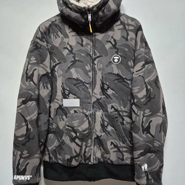[BUNJANG] Ape Original Reversible Fleece Hooded Zip-Up 100 / 에이프 정품 리버시블 플리스 후드 집업100