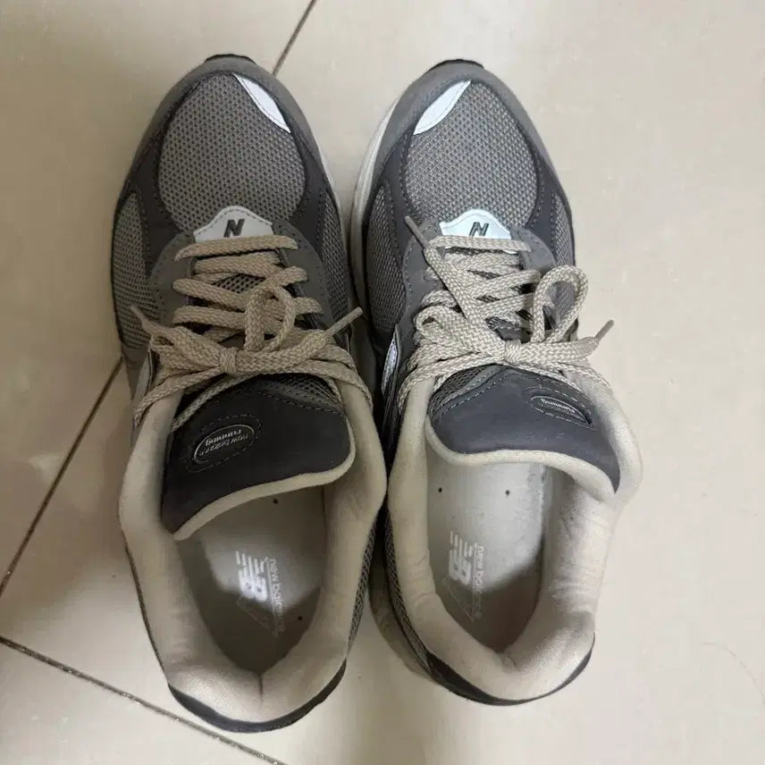 [BUNJANG] New Balance 992 Grey Sneakers / 뉴발란스 992 그레이 운동화 280
