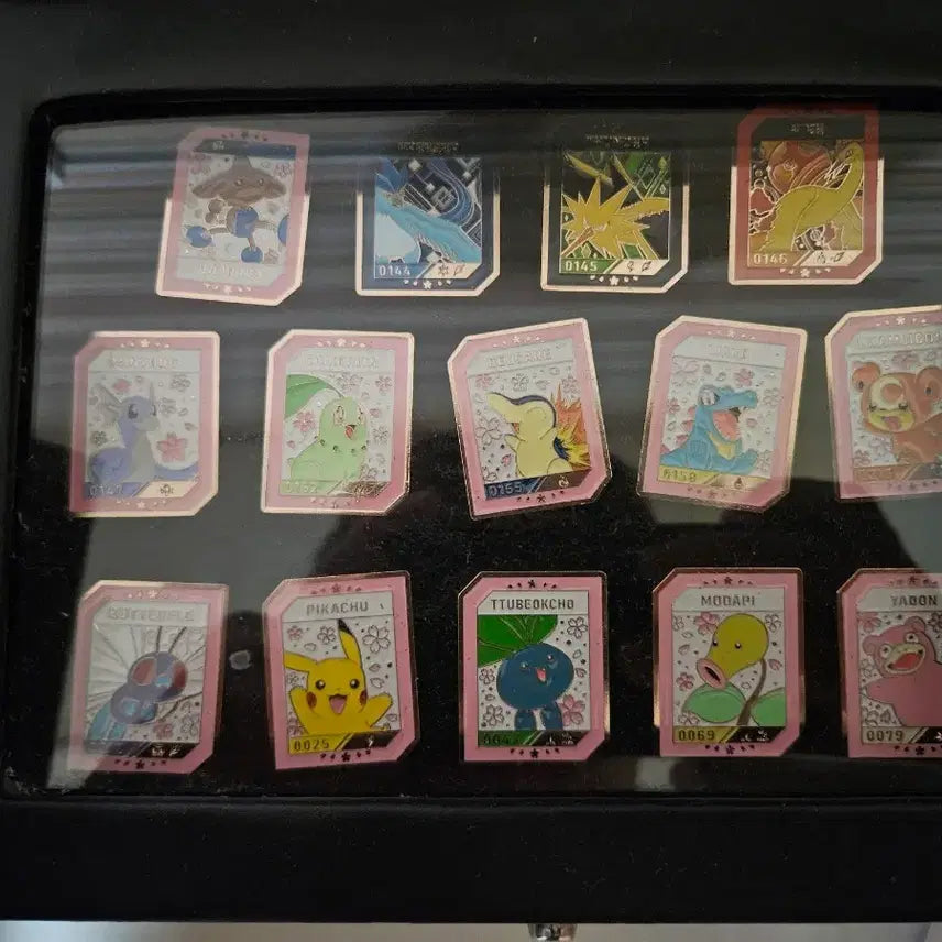 [BUNJANG] Lee Isaac Pokemon Badge Series 3 Cherry Blossom Day Bundle Set / 이삭 포켓몬 뱃지 3탄 벚꽃 낮 일괄