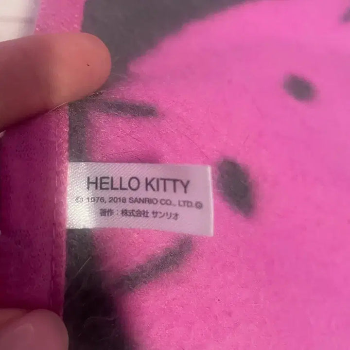 [BUNJANG] Sanrio 2018 Classic Kitty Gal Blanket / 일본정품 2018 고전키티 갸루 담요 방꾸템
