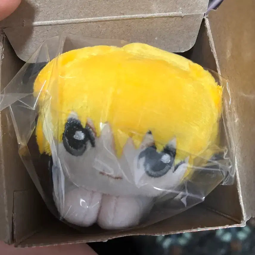 [BUNJANG] Hunter x Hunter Kurapika Hug Character Plush Doll / 크라피카 헌터헌터 헌헌 허그캬라 누이구루미