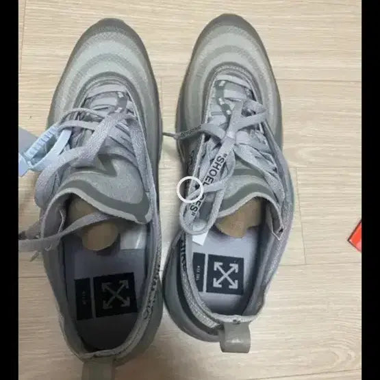 [SOLD OUT] 나이키 오프화이트 에어맥스 97 멘타 260사이즈 팝니다