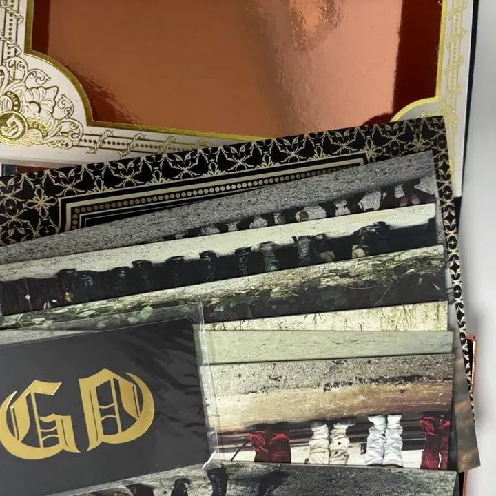 [BUNJANG] G-Dragon One of a Kind Album / 지드래곤 원옵카 앨범