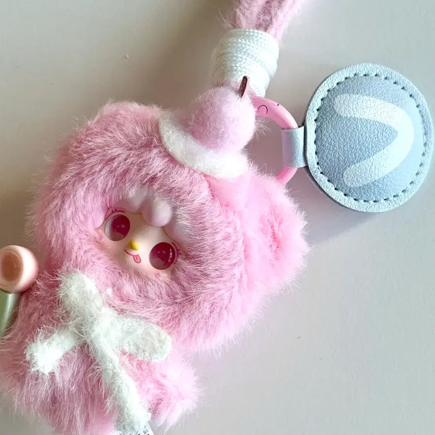[BUNJANG] Yooki Alphabet Initial Keyring - Peach Pink V / 유키 yooki 알파벳 이니셜 키링 _피치핑크V