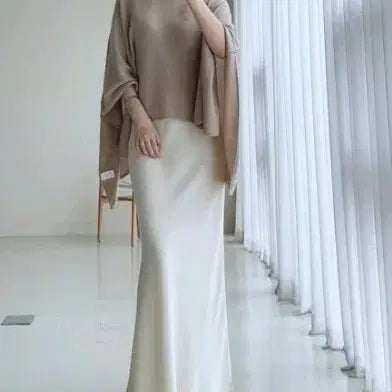 [BUNJANG] Cream Satin Maxi Skirt - Unworn / 새틴스커트 크림컬러 미착용