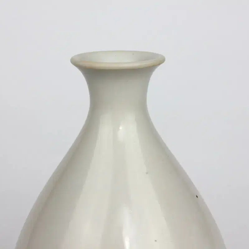 [BUNJANG] Joseon Dynasty White Porcelain Small Vase / 백자작은주병