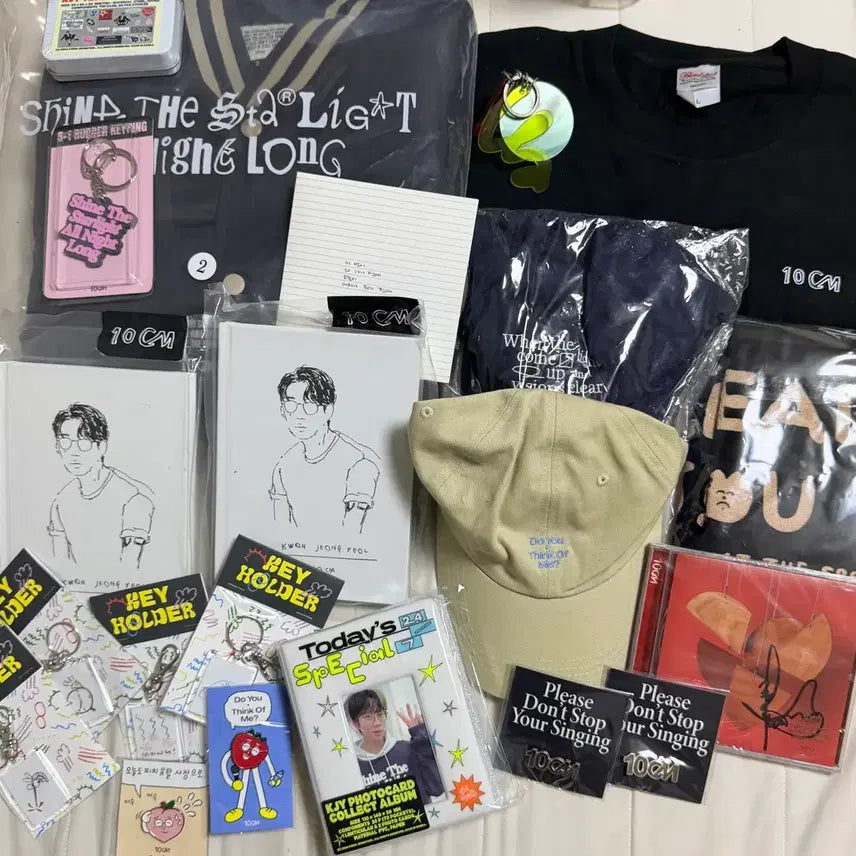 [BUNJANG] 10cm Kwon Jung-yeol Bundle Set - Hooded Sweatshirt / 권정열 공식굿즈 일괄양도 급처