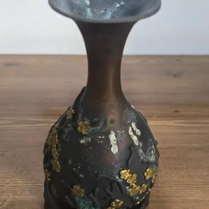 [SOLD OUT] 청동 매화화병